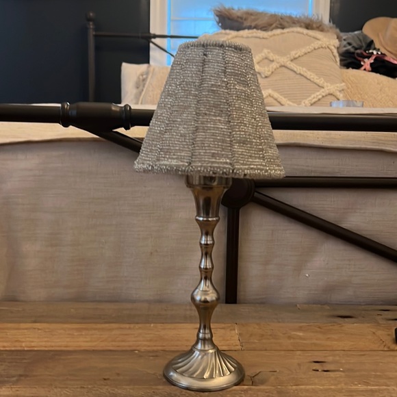 Hosley Accents Hosley Vintage Collection Tea Light Lamp 2 Tall